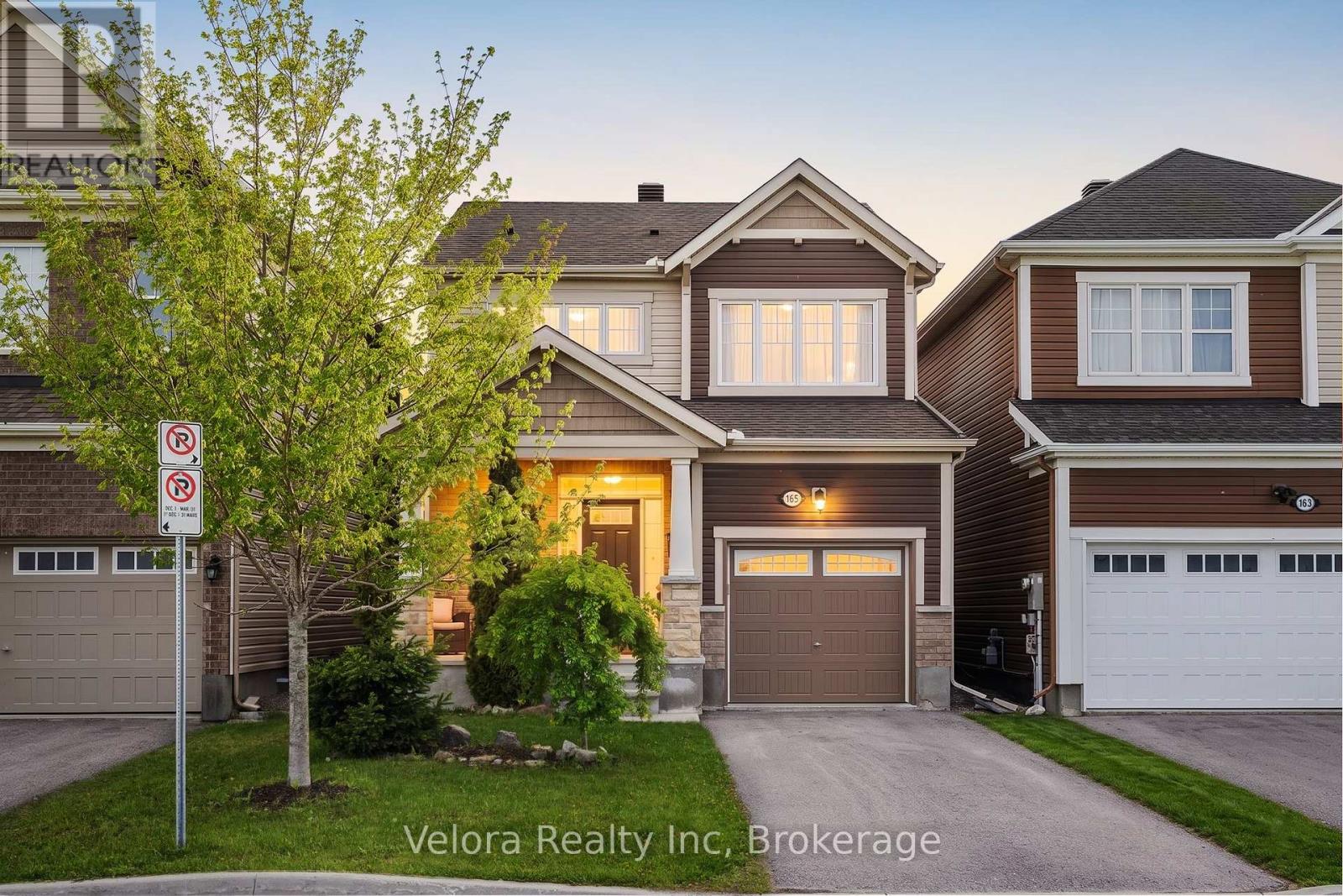 165 SANTOLINA STREET, Ottawa, Ontario