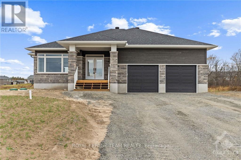 19 IRVIN WOERMKE STREET, McNab/Braeside, Ontario