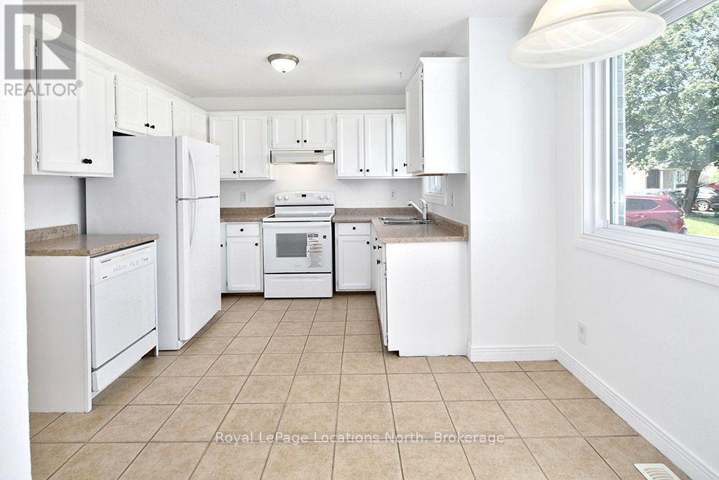 724 Ste Marie Street, Collingwood, Ontario  L9Y 4T5 - Photo 26 - S13651184