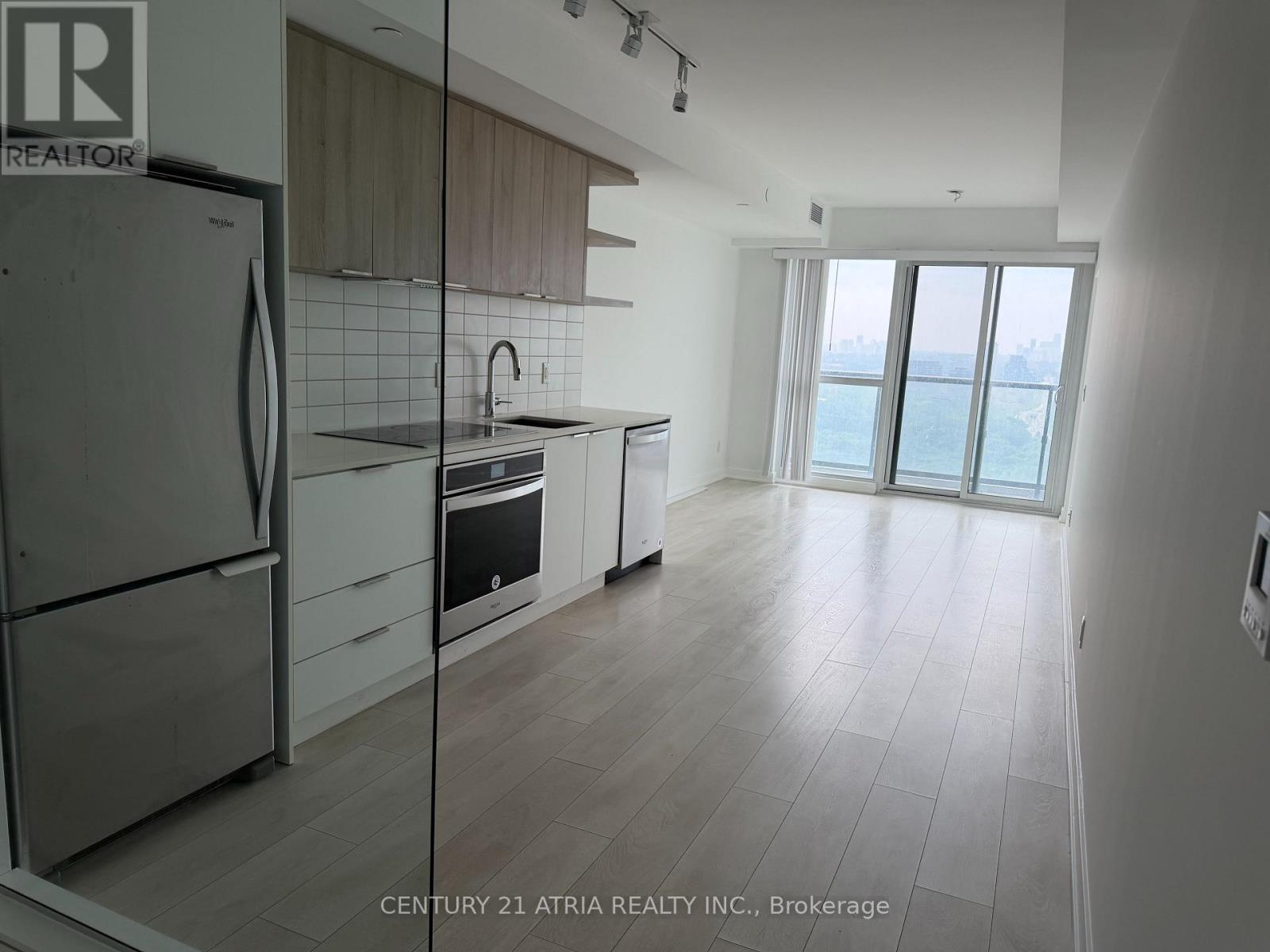 2901 - 6 Sonic Way, Toronto, Ontario  M3C 0P1 - Photo 3 - C13458482
