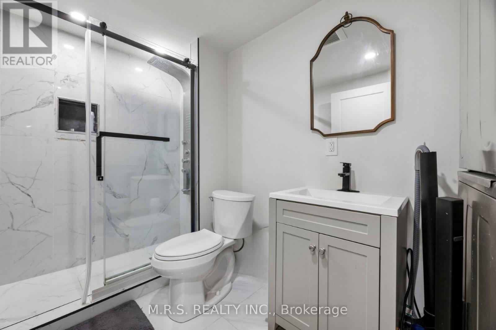 1408 Aldergrove Court, Oshawa, Ontario  L1K 2Y4 - Photo 38 - E13560014