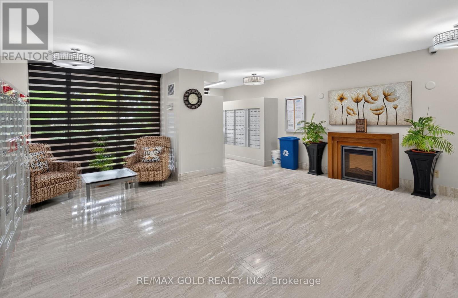 1109 - 3 Lisa Street, Brampton, Ontario L6T 4A2 - Photo 4 - W13649278