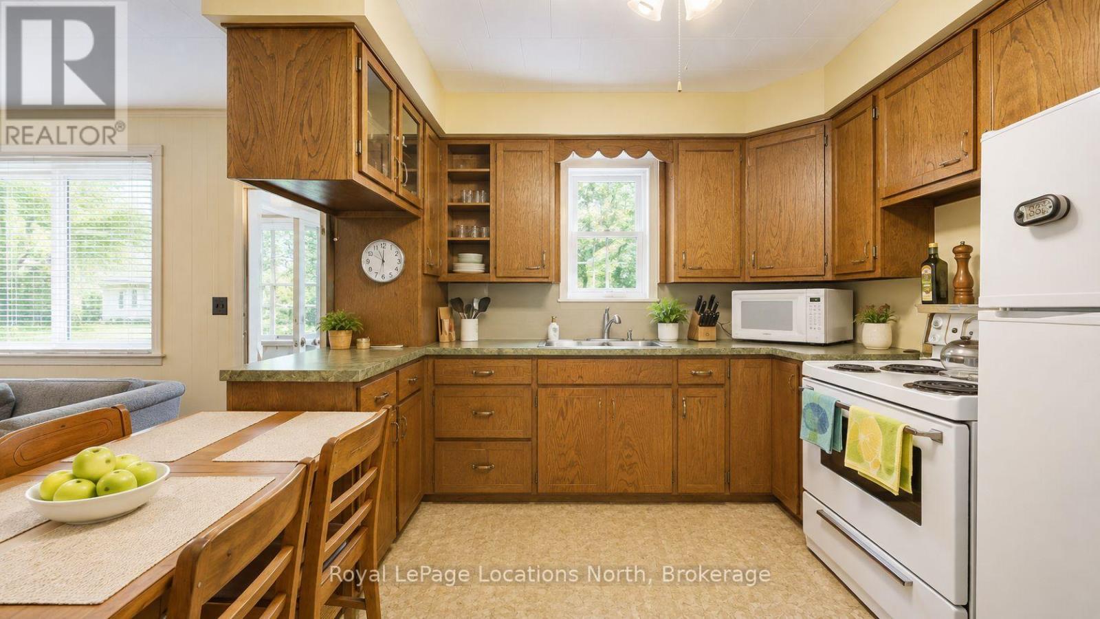 74 27th Street N, Wasaga Beach, Ontario  L9Z 2E5 - Photo 25 - S13651676