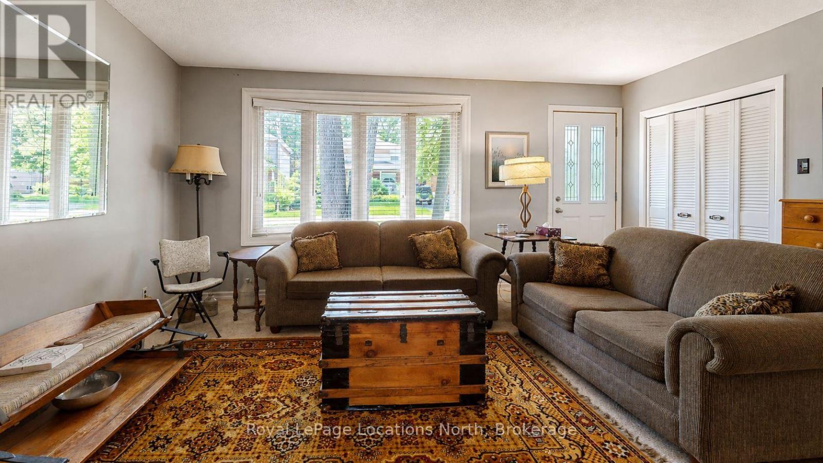 74 27th Street N, Wasaga Beach, Ontario  L9Z 2E5 - Photo 4 - S13651676