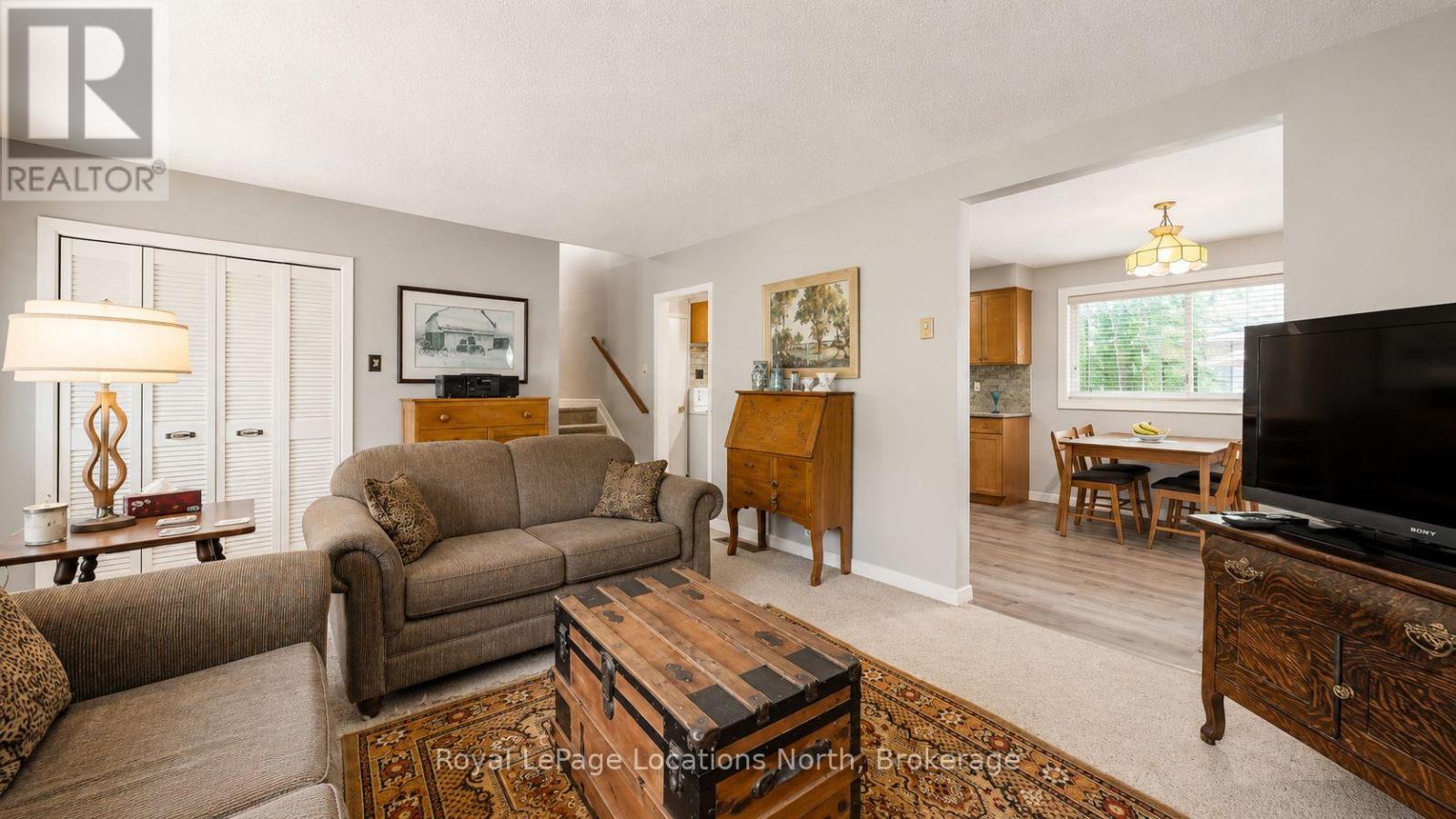 74 27th Street N, Wasaga Beach, Ontario  L9Z 2E5 - Photo 5 - S13651676