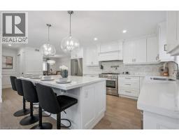 18 KEYS Crescent, Guelph, Ontario