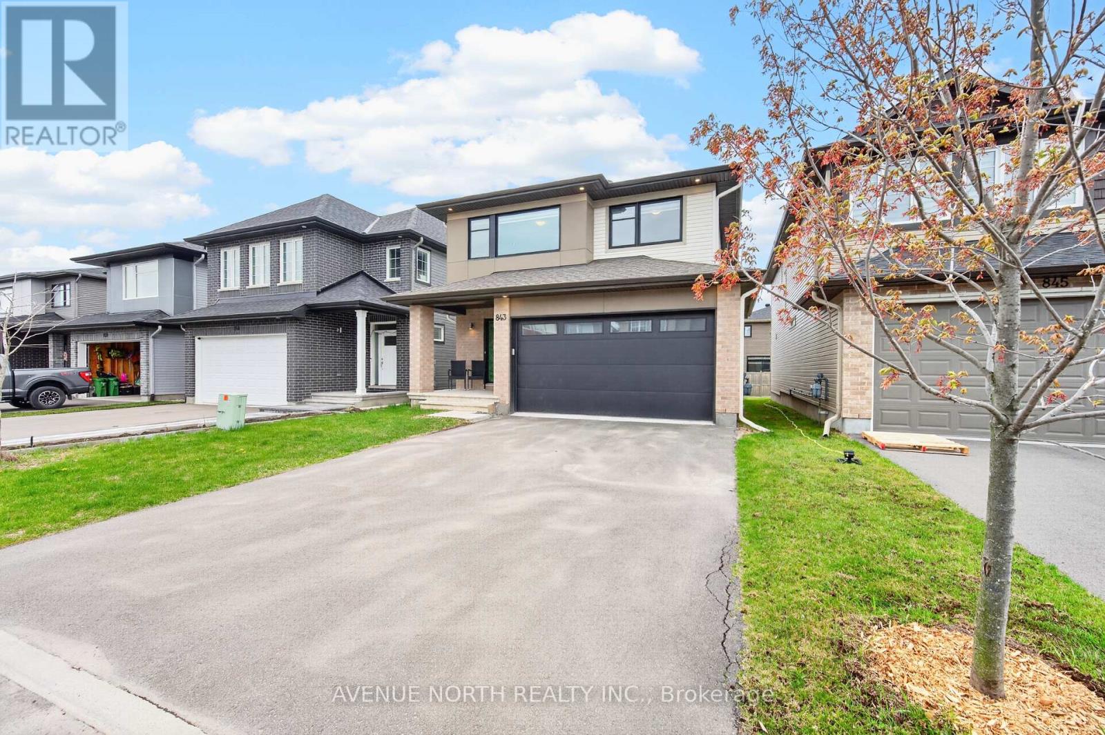 843 Sendero Way, Ottawa, Ontario  K2S 2W9 - Photo 2 - X13147434