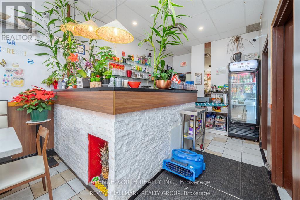 843-839 Somerset Street W, Ottawa, Ontario  K1R 6R6 - Photo 15 - X13440410