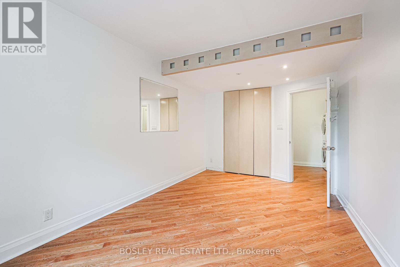 3 - 20 Markdale Avenue, Toronto, Ontario  M6C 1S9 - Photo 19 - C13651500