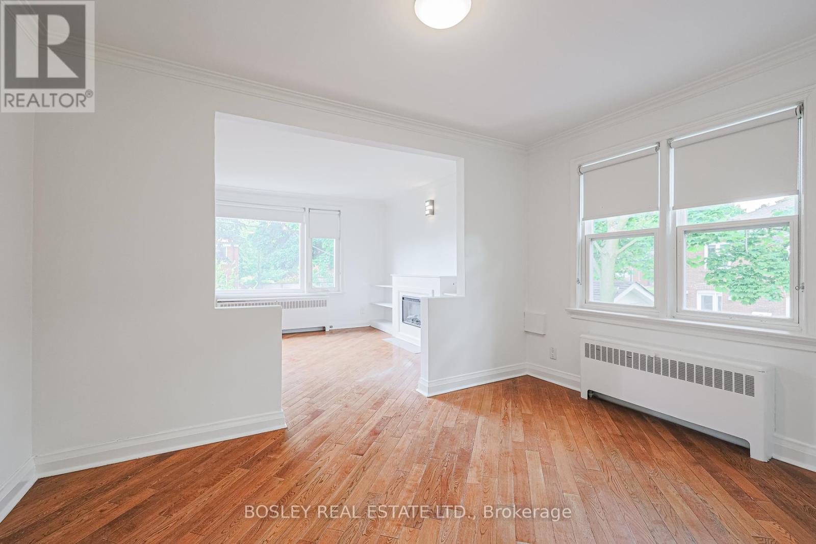 3 - 20 Markdale Avenue, Toronto, Ontario  M6C 1S9 - Photo 5 - C13651500