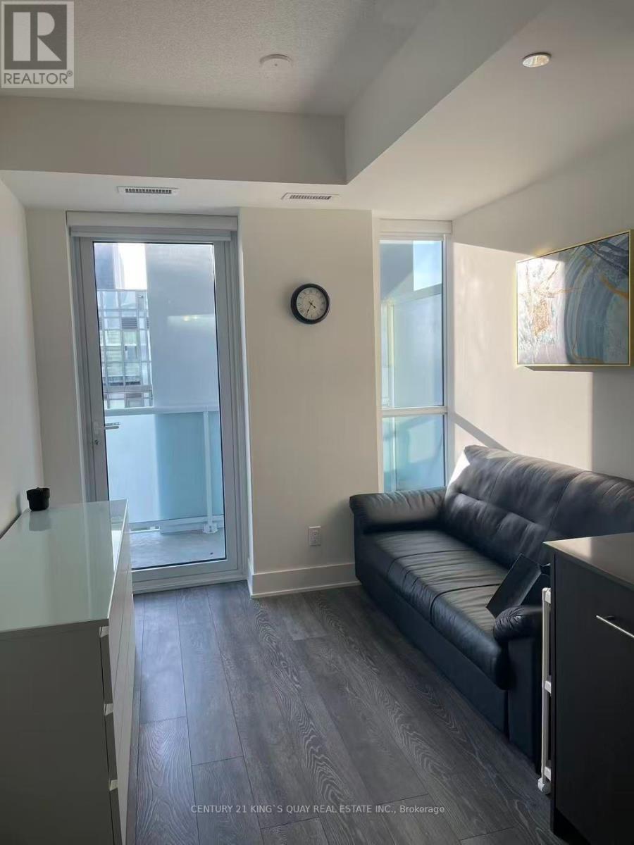 2001 - 188 Fairview Mall Drive, Toronto, Ontario  M2J 0H7 - Photo 2 - C13651646