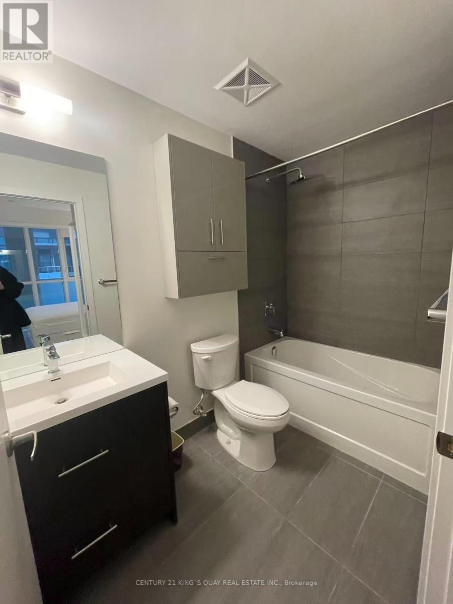 2001 - 188 Fairview Mall Drive, Toronto, Ontario  M2J 0H7 - Photo 5 - C13651646