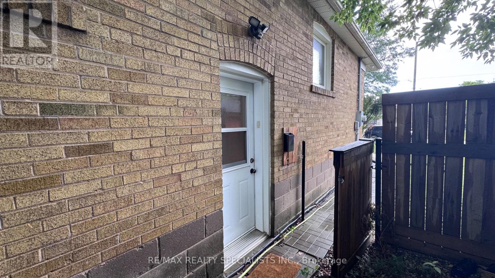 Basement - 131 Searle Avenue, Toronto, Ontario  M3H 4B1 - Photo 3 - C13651788