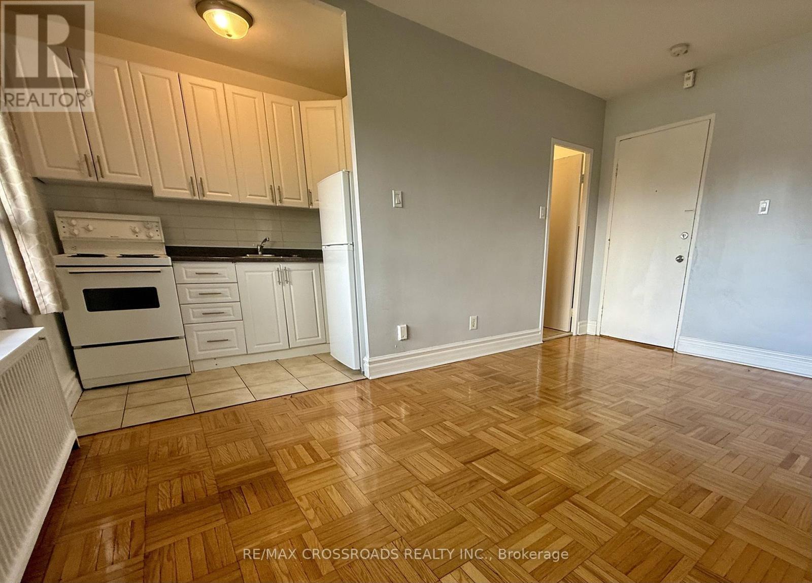 302 - 2770 Yonge Street, Toronto, Ontario  M4N 2J3 - Photo 4 - C13651806