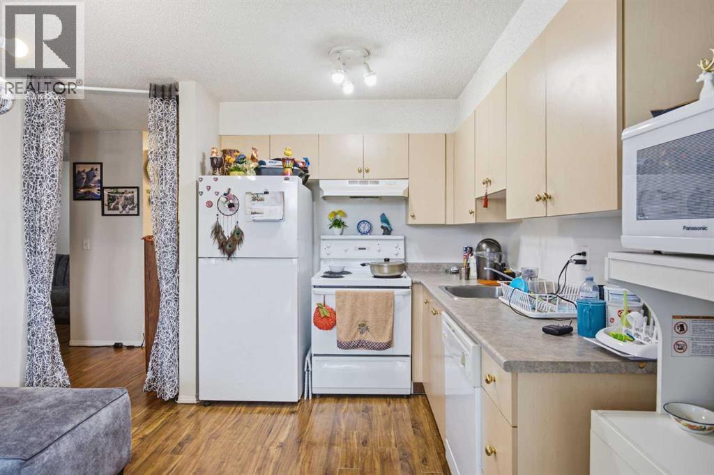 146, 1717 60 Street SE, Calgary, Alberta  T2A 7Y7 - Photo 5 - A2313526