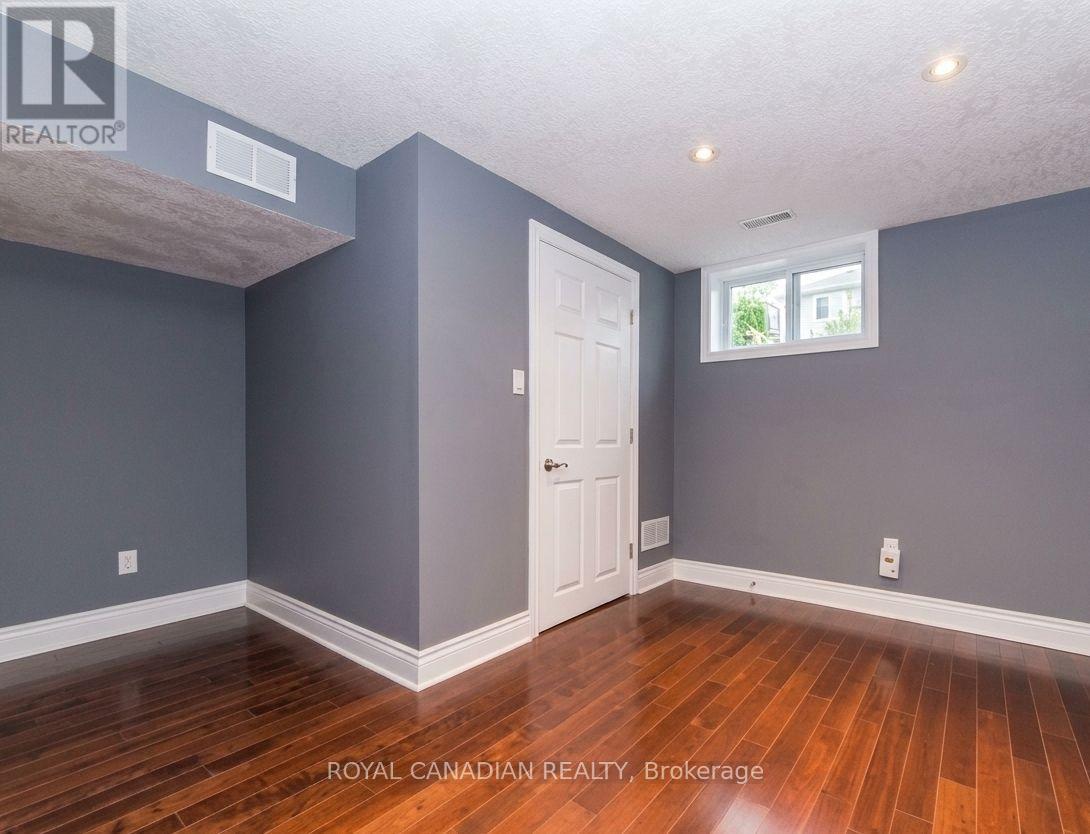 Bsmt - 512 Bloor Street E, Oshawa, Ontario  L1H 3N1 - Photo 4 - E13651506