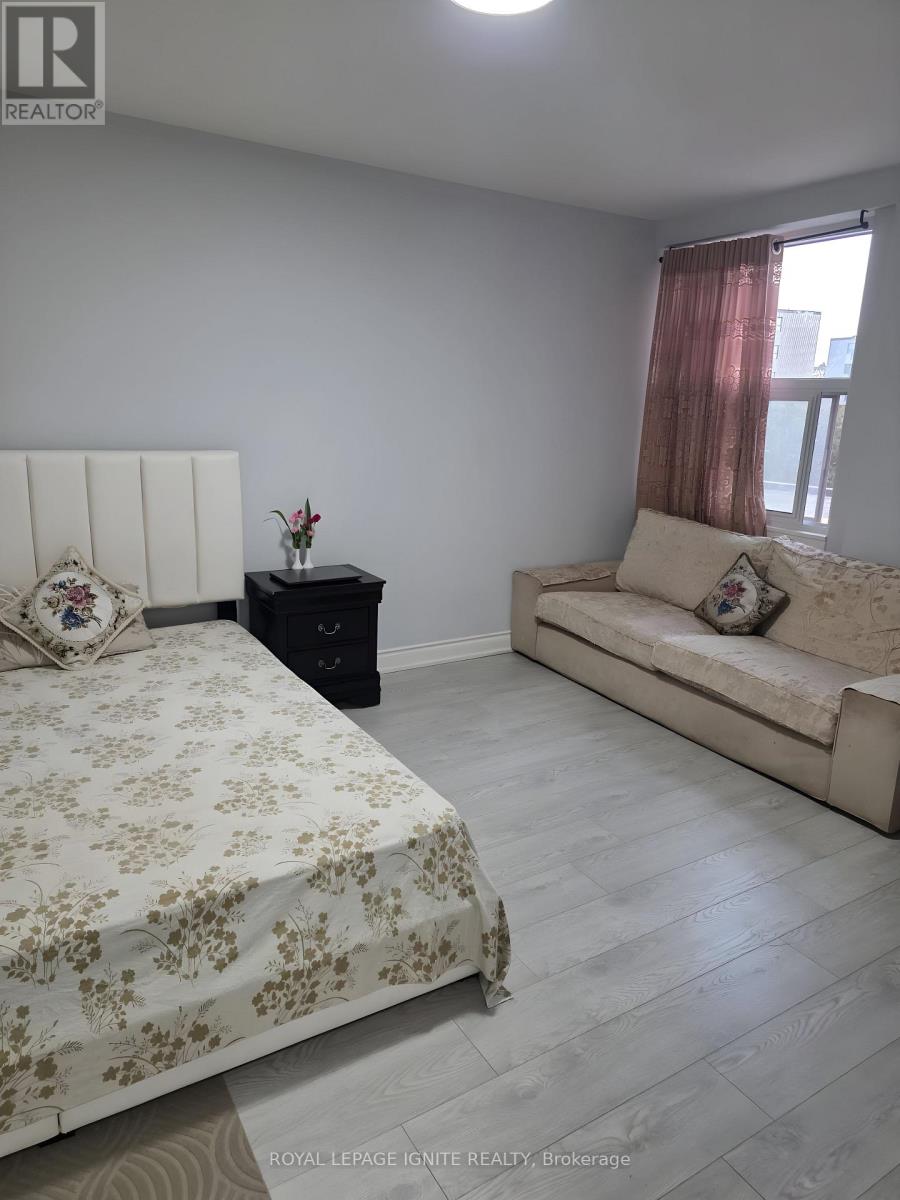 415 - 5 Massey Square, Toronto, Ontario M4C 5L6 - Photo 19 - E13651530