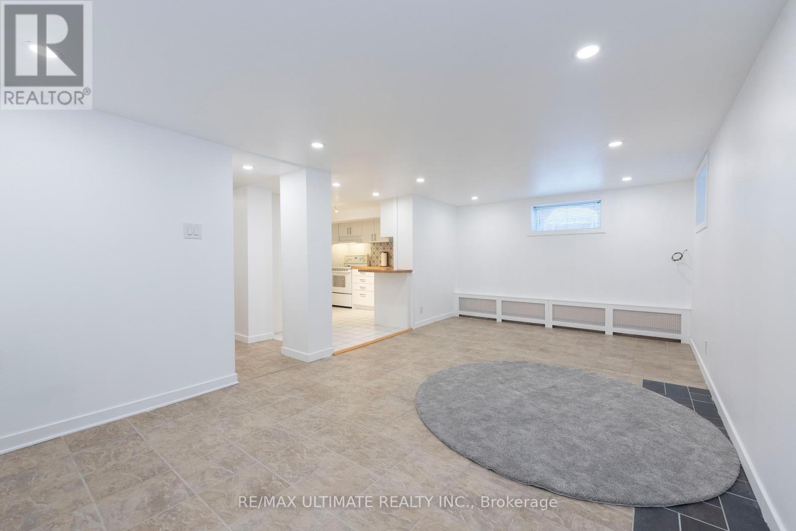 7 Joanith Lower Drive, Toronto, Ontario  M4B 1S6 - Photo 12 - E13651590