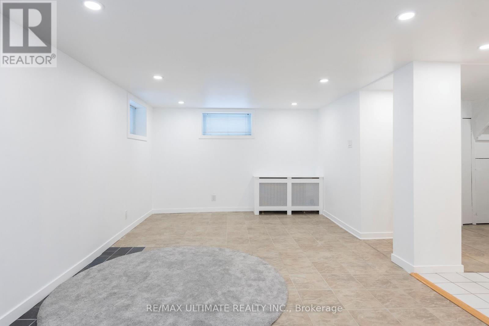 7 Joanith Lower Drive, Toronto, Ontario  M4B 1S6 - Photo 22 - E13651590