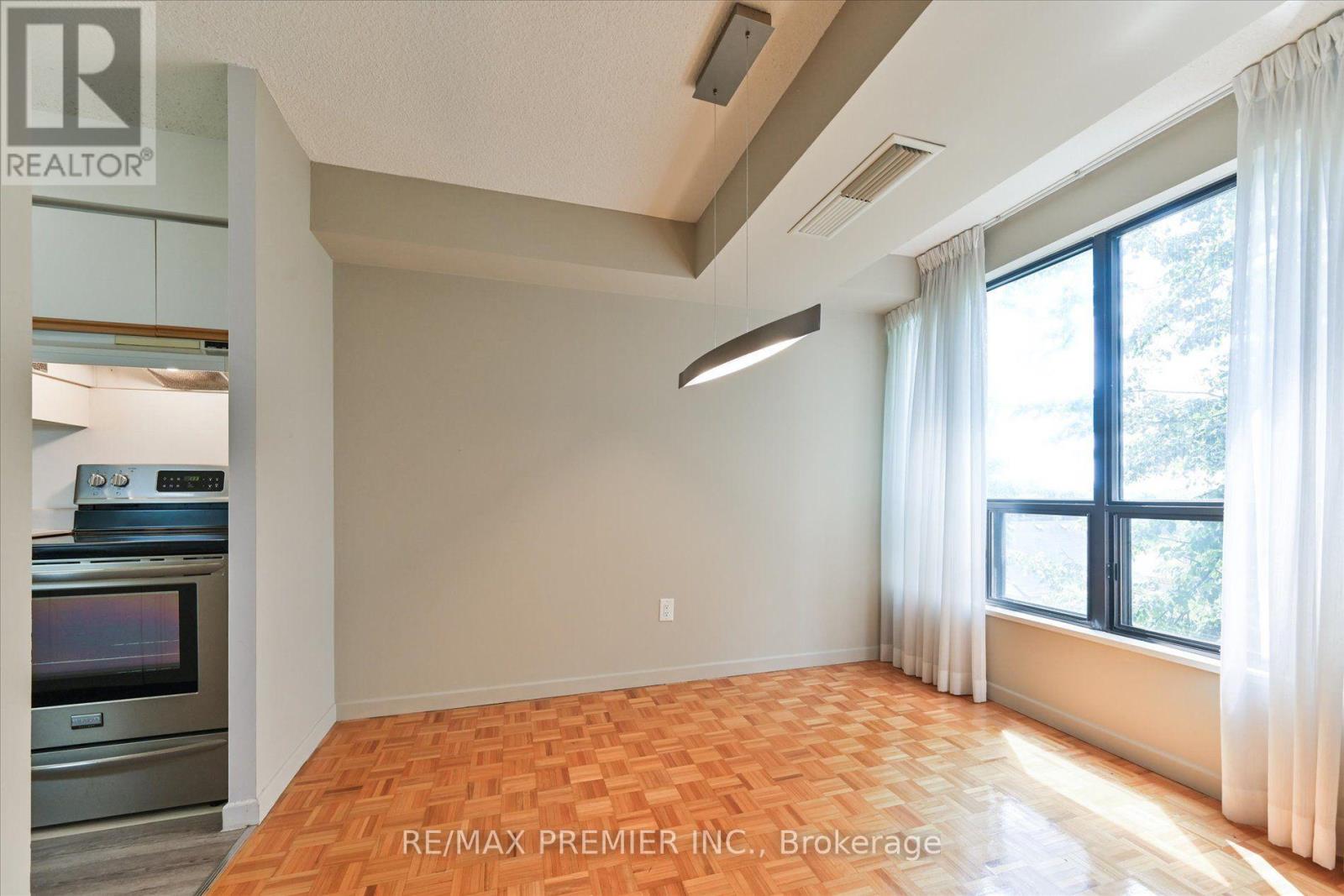 403 - 3734 St Clair Avenue E, Toronto, Ontario  M1M 1T7 - Photo 10 - E13651602