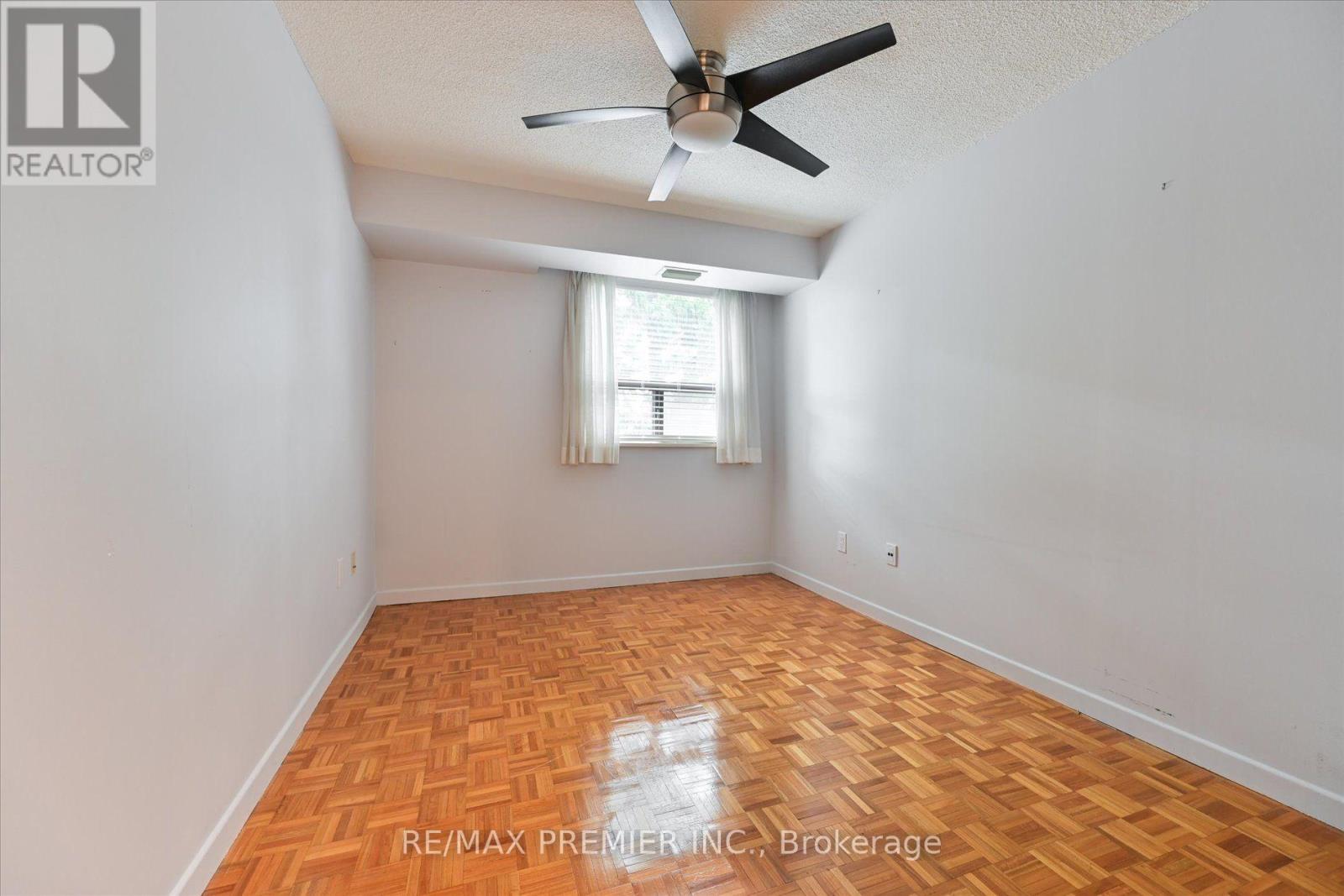 403 - 3734 St Clair Avenue E, Toronto, Ontario  M1M 1T7 - Photo 17 - E13651602