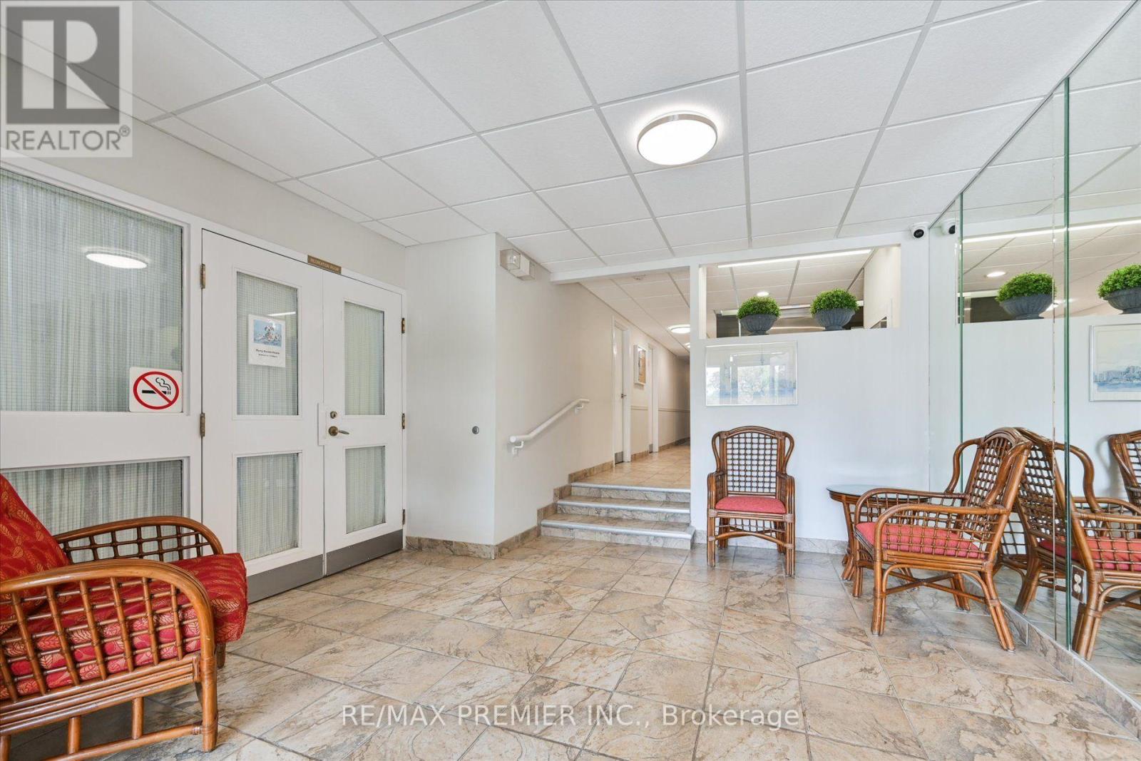 403 - 3734 St Clair Avenue E, Toronto, Ontario  M1M 1T7 - Photo 3 - E13651602