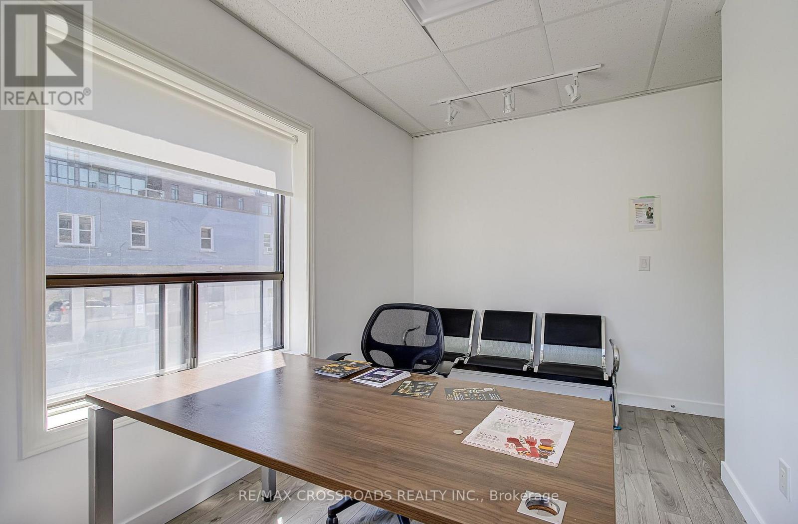 2nd Floor - 2017 Danforth Avenue, Toronto, Ontario  M4C 1J7 - Photo 23 - E13651678