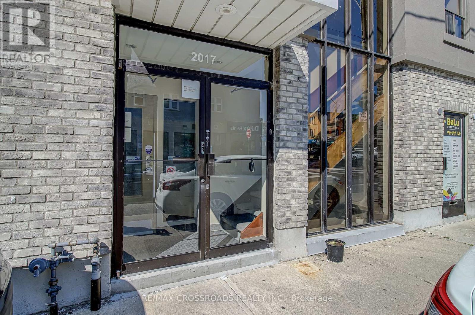 2nd Floor - 2017 Danforth Avenue, Toronto, Ontario  M4C 1J7 - Photo 27 - E13651678