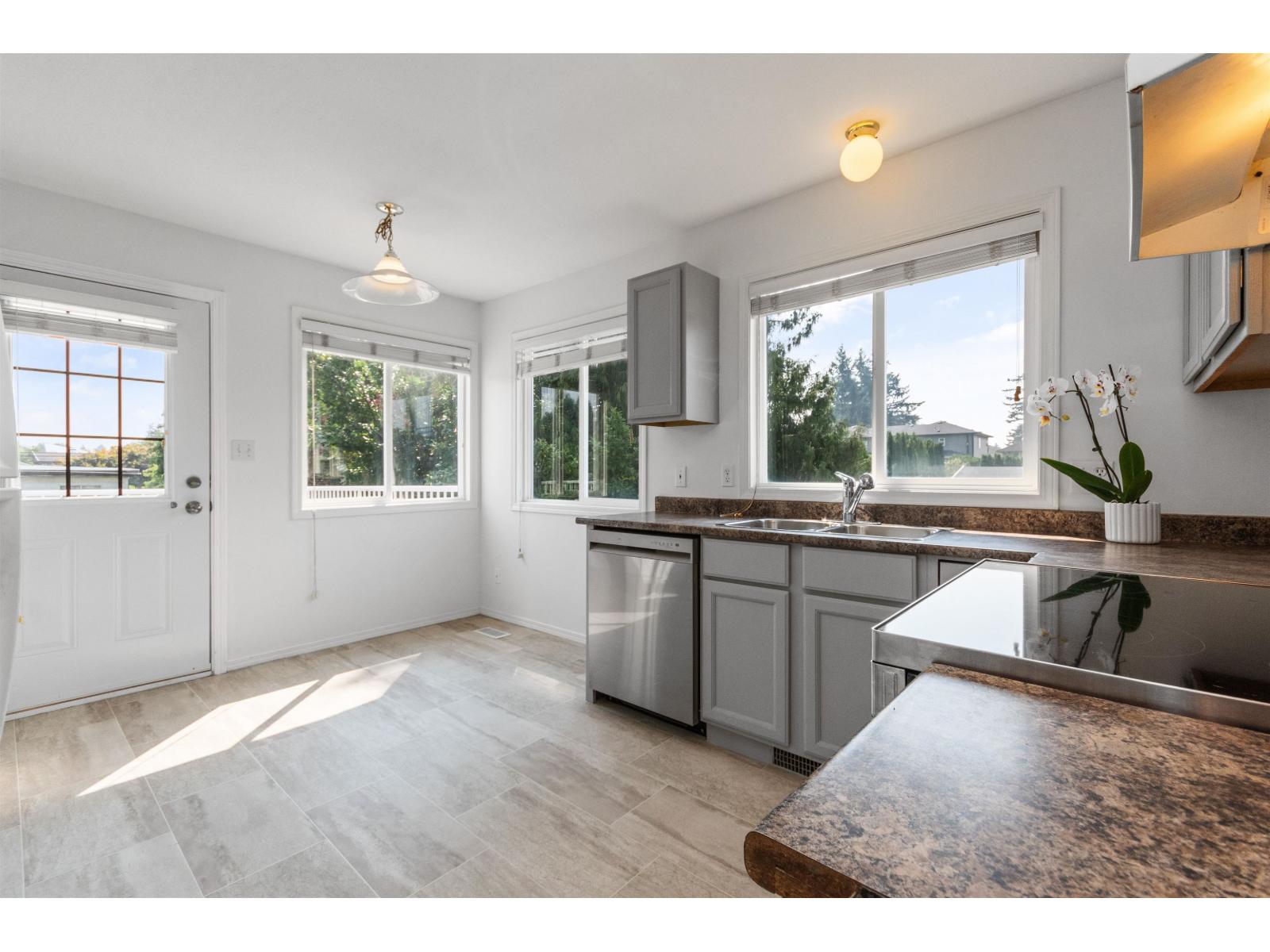 45665 Fernway Avenue, Chilliwack Proper West, Chilliwack, British Columbia  V2P 3B2 - Photo 13 - R3153758