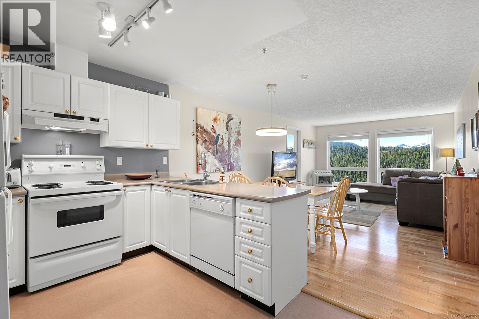 312 1201 Henry Rd, Courtenay, British Columbia