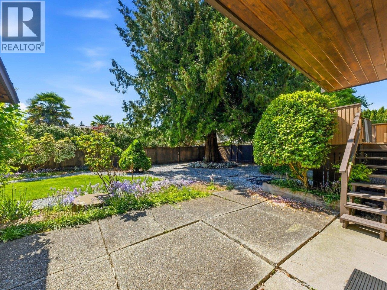 1390 Eastlawn Drive, Burnaby, British Columbia  V5B 3H2 - Photo 24 - R3135907
