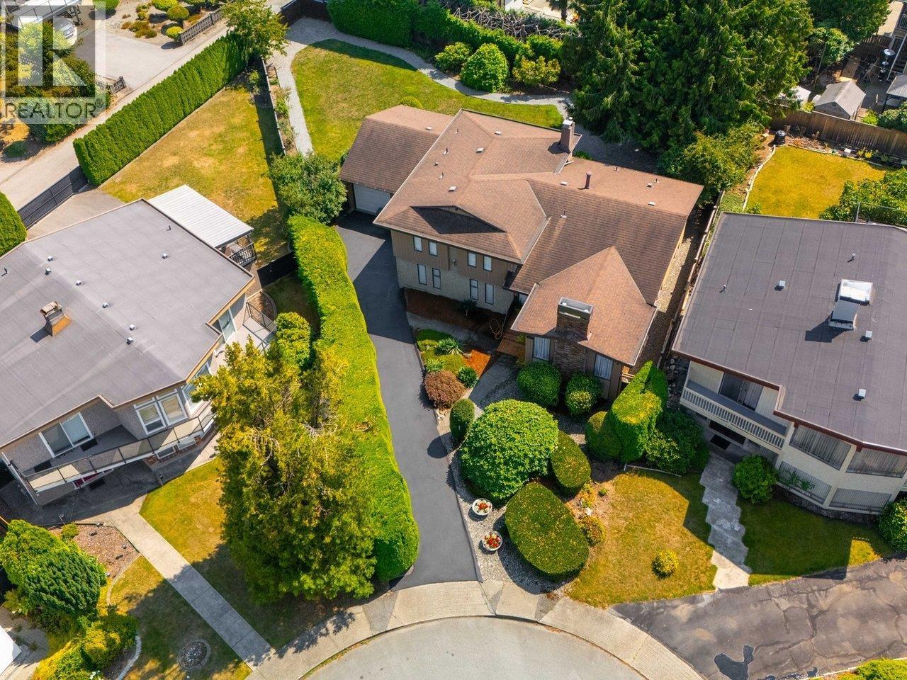 1390 Eastlawn Drive, Burnaby, British Columbia  V5B 3H2 - Photo 4 - R3135907