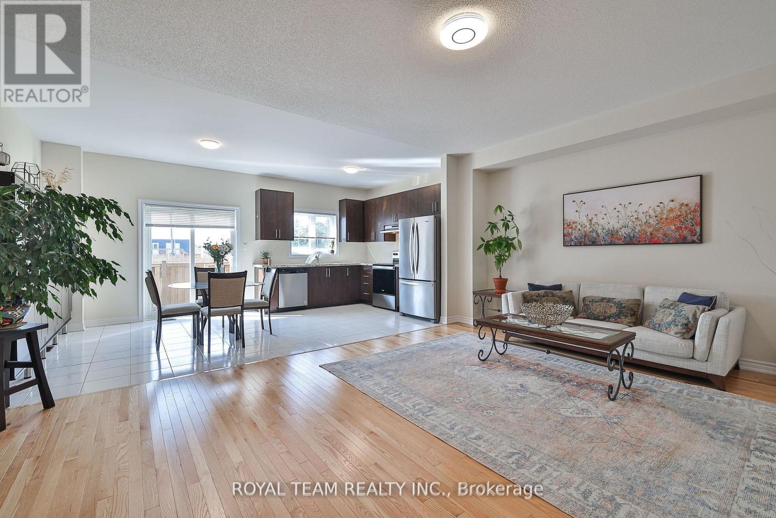 1246 Peelar Crescent, Innisfil (Lefroy), Ontario  L0L 1W0 - Photo 6 - N13651520