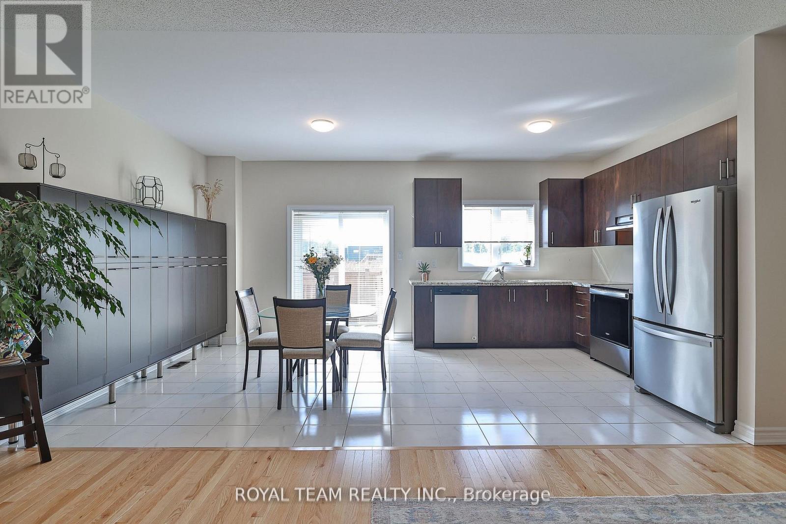 1246 Peelar Crescent, Innisfil (Lefroy), Ontario  L0L 1W0 - Photo 9 - N13651520