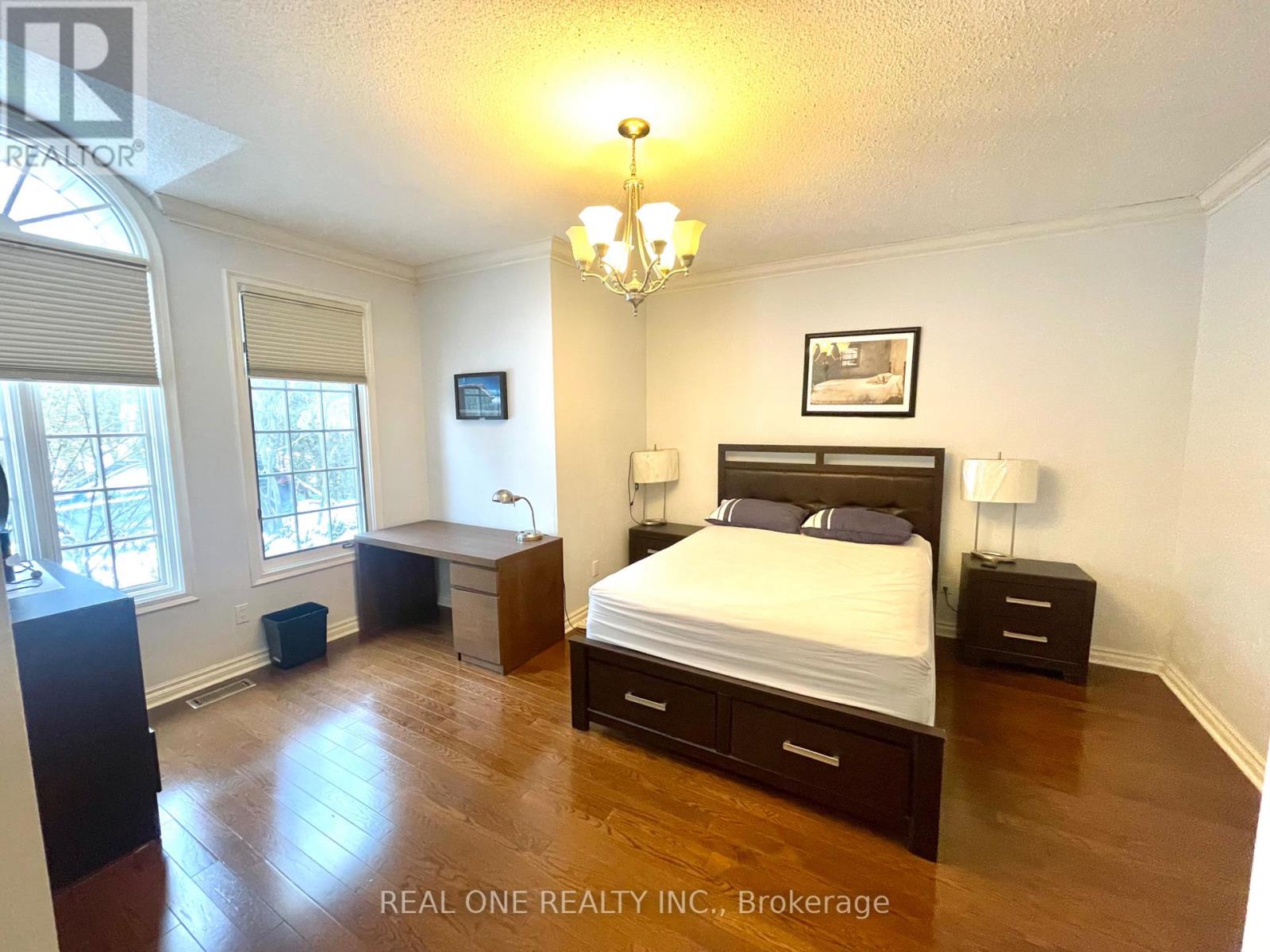 207 Kennedy Street W, Aurora, Ontario  L4G 2L9 - Photo 9 - N13651744