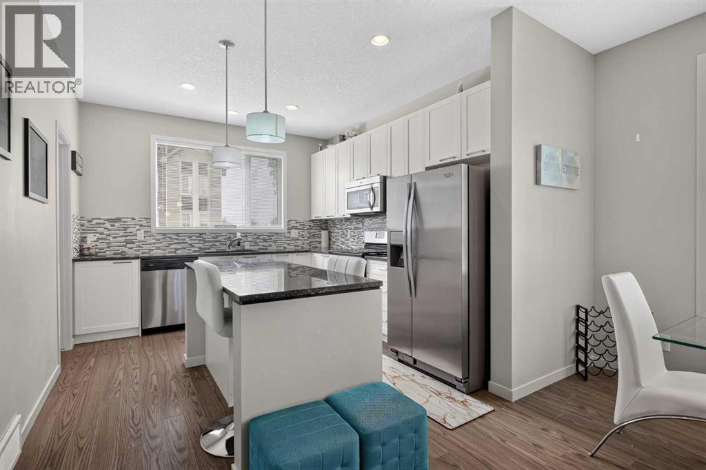 202 Copperpond Row SE, Calgary, Alberta  T2Z 1H3 - Photo 9 - A2335202