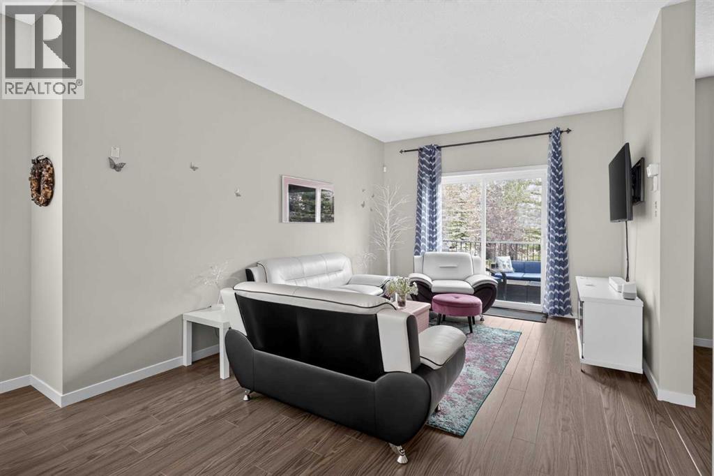 202 Copperpond Row SE, Calgary, Alberta  T2Z 1H3 - Photo 14 - A2335202