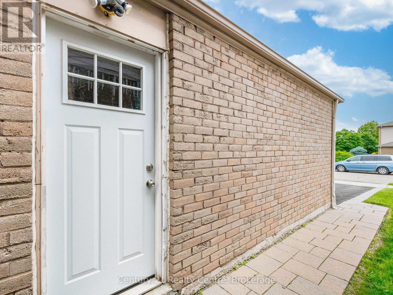 Basement - 34 Niagara Place, Brampton, Ontario L6S 4Y9 - Photo 17 - W13651514