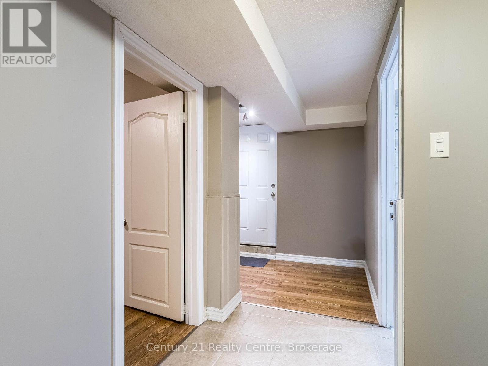 Basement - 34 Niagara Place, Brampton, Ontario L6S 4Y9 - Photo 9 - W13651514