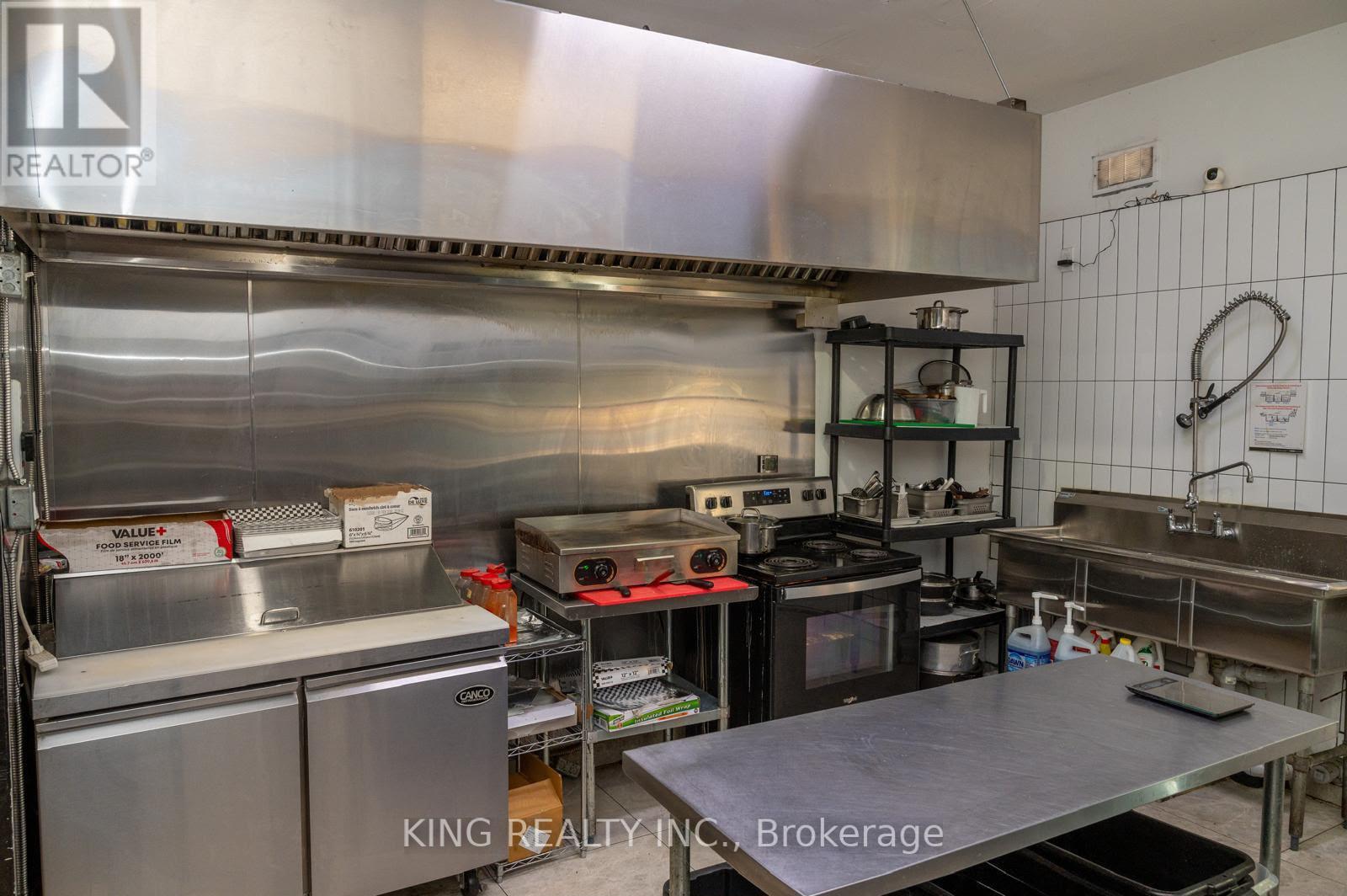 954 Wilson Avenue, Toronto, Ontario  M3K 1E7 - Photo 10 - W13651620