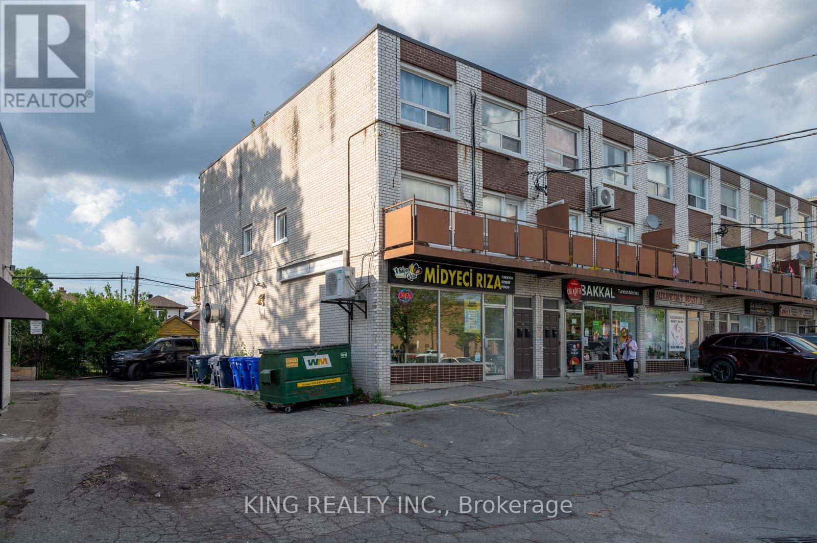 954 Wilson Avenue, Toronto, Ontario  M3K 1E7 - Photo 4 - W13651620
