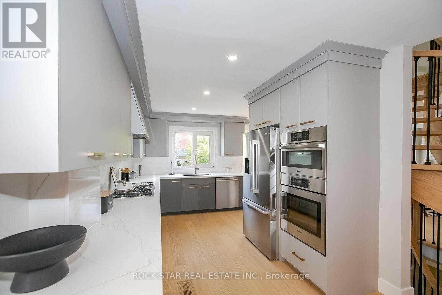 160 River Oaks Boulevard E, Oakville, Ontario  L6H 5N7 - Photo 19 - W13651760