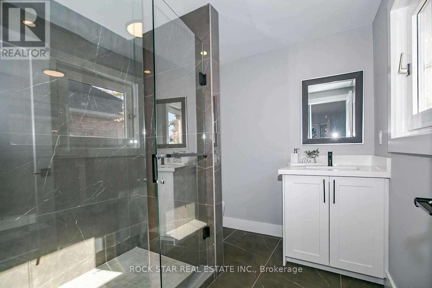 160 River Oaks Boulevard E, Oakville, Ontario  L6H 5N7 - Photo 34 - W13651760