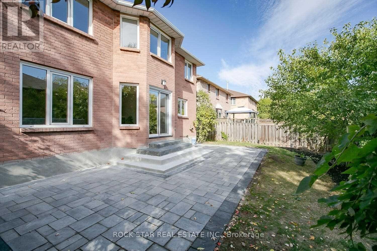 160 River Oaks Boulevard E, Oakville, Ontario  L6H 5N7 - Photo 39 - W13651760