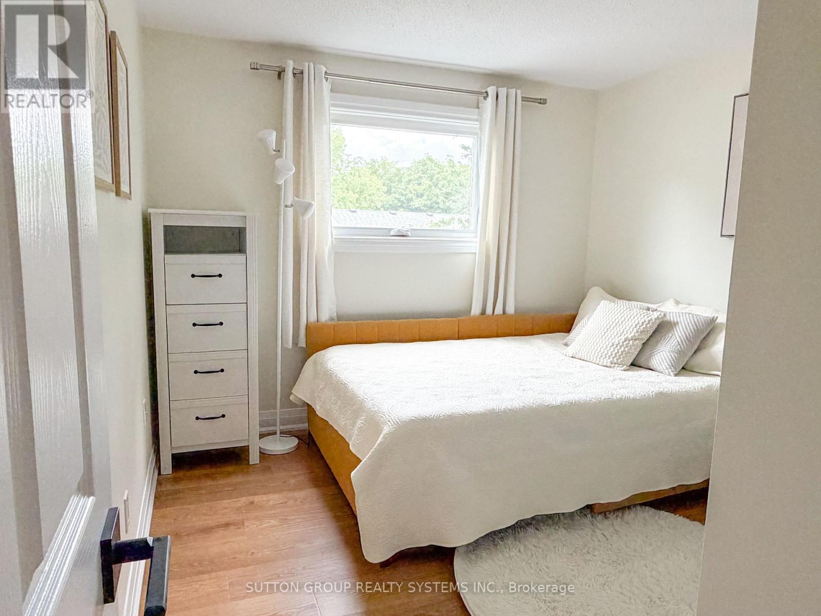 19 Parkway Place, Hamilton, Ontario  L9H 6K3 - Photo 26 - X13651488