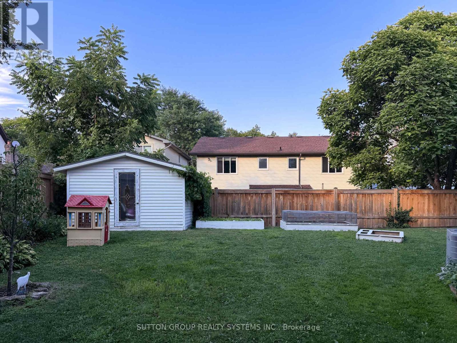 19 Parkway Place, Hamilton, Ontario  L9H 6K3 - Photo 37 - X13651488