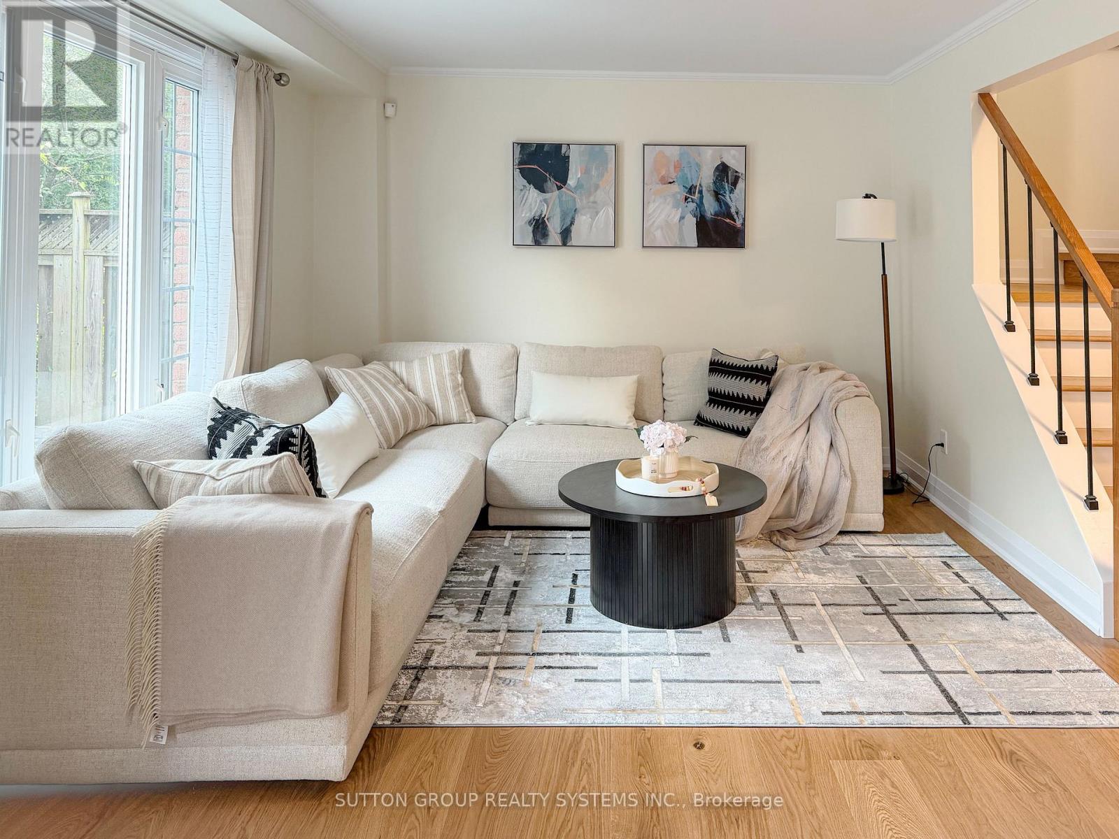 19 Parkway Place, Hamilton, Ontario  L9H 6K3 - Photo 8 - X13651488