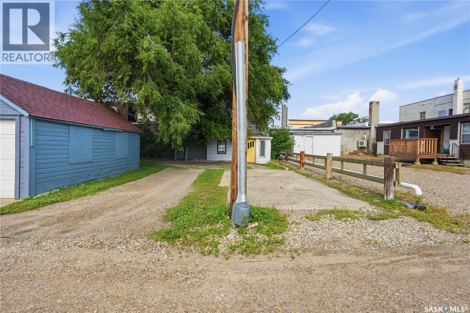 409 Main Street, Gravelbourg, Saskatchewan  S0H 1X0 - Photo 39 - SK044861