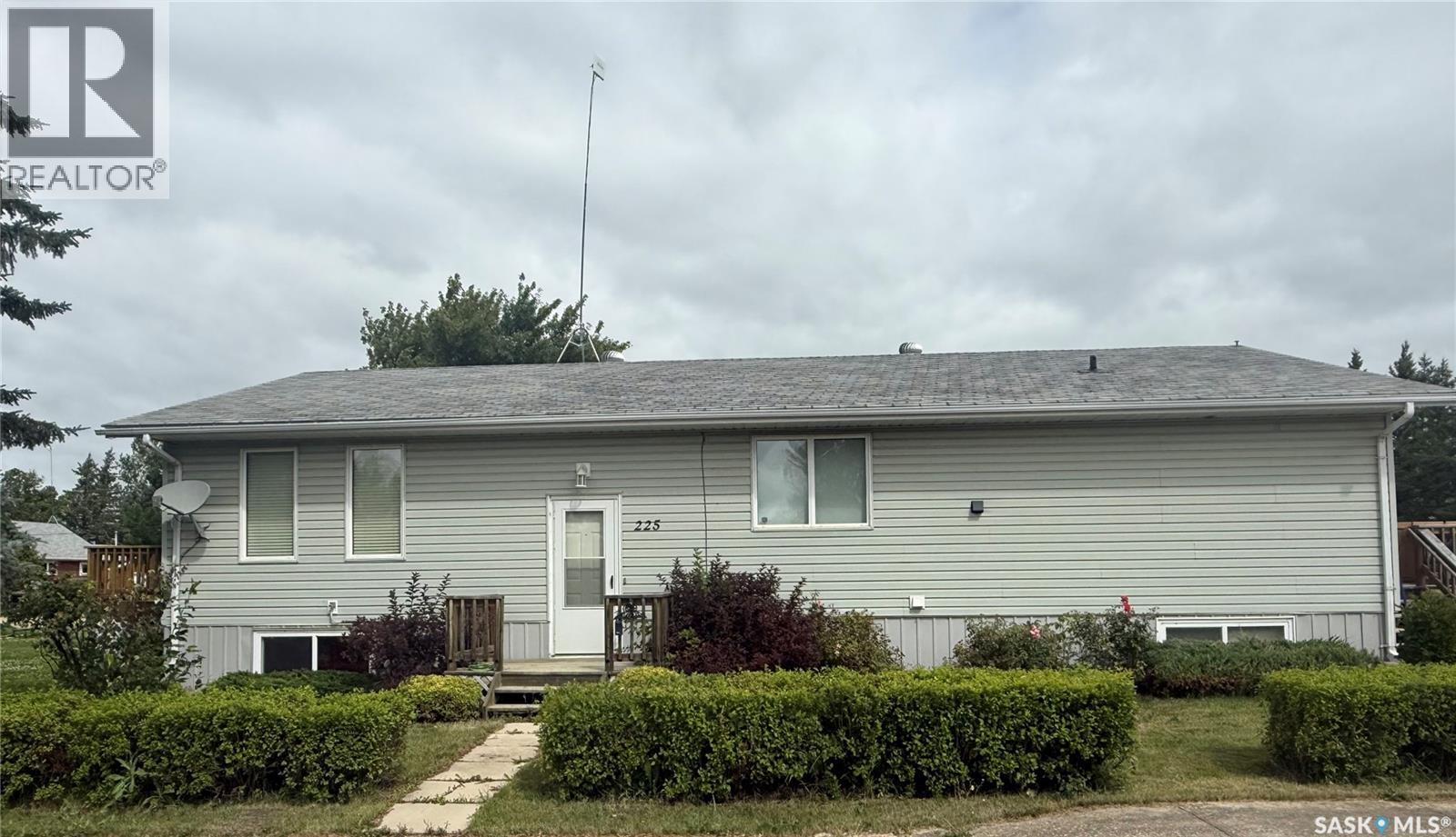 225 1st STREET, Beatty, Saskatchewan