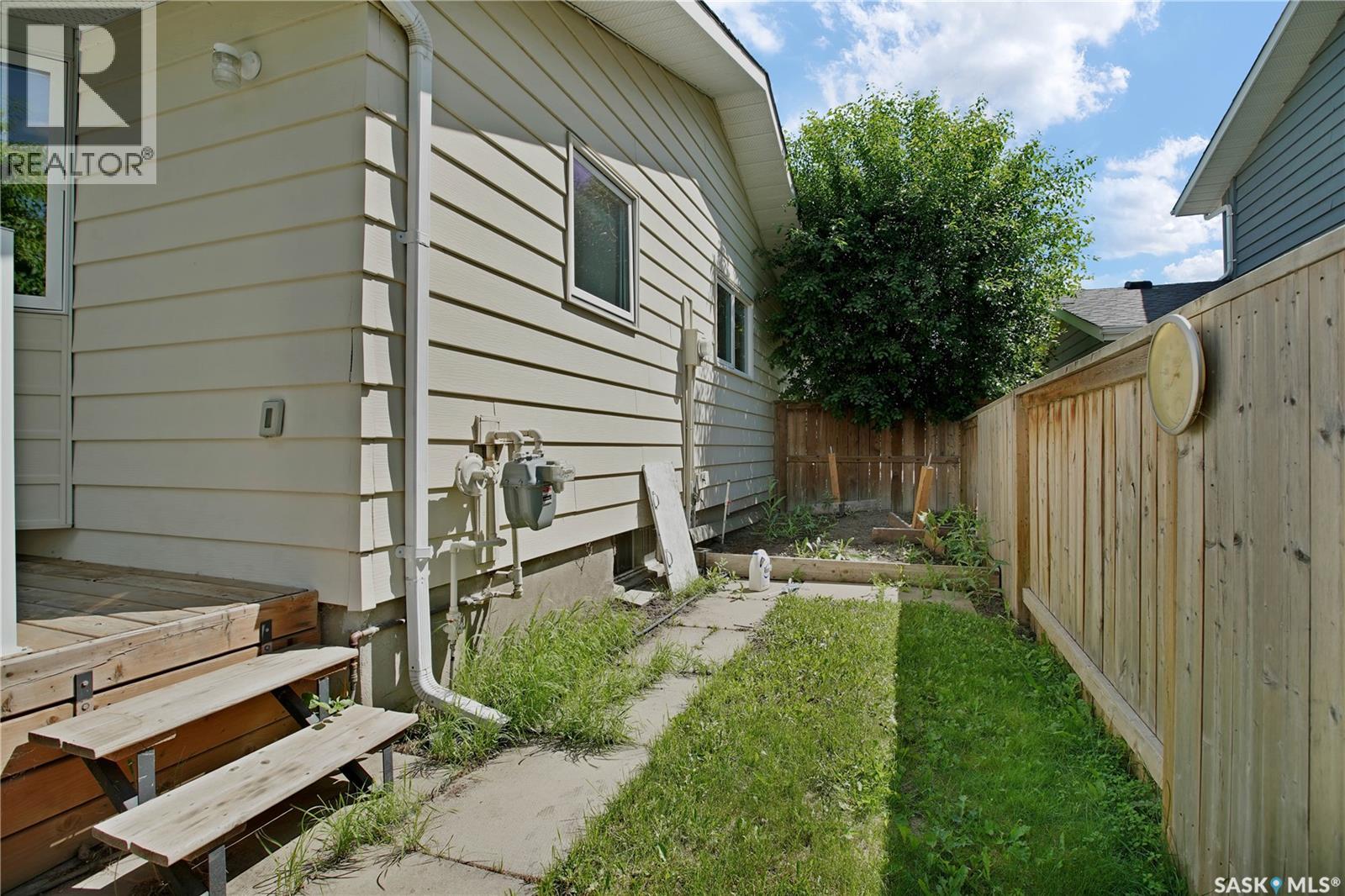 246 Perreault Crescent, Saskatoon, Saskatchewan  S7K 6B3 - Photo 32 - SK044456